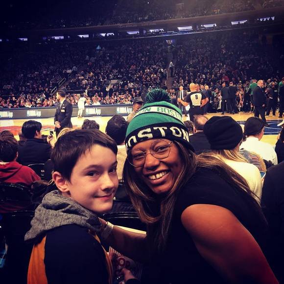 Meet your Posher, Kc - Picture 1 of 1